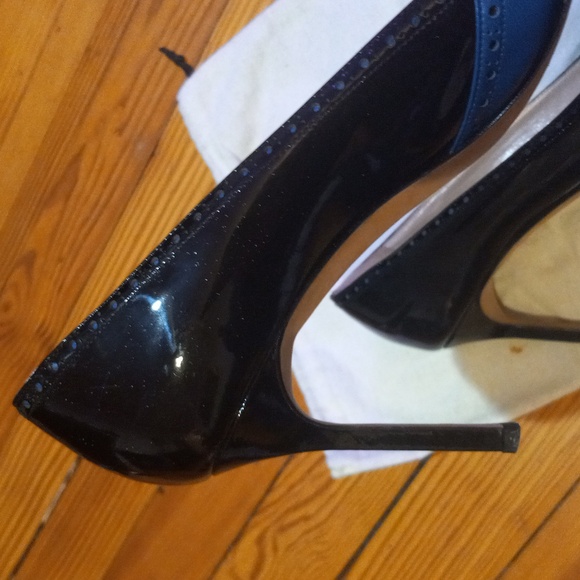 Manolo Blahnik heels - Picture 12 of 16